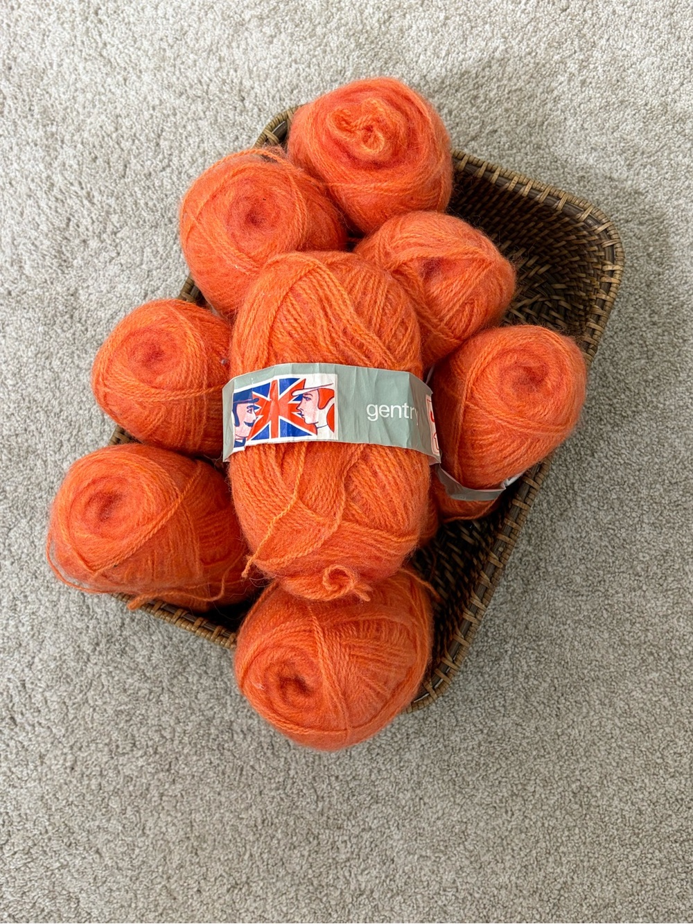 Vintage mohair blend yarn bundle
